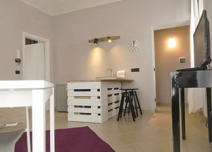 Lägenhet La Casa Di Milly Alba (Piedmont)